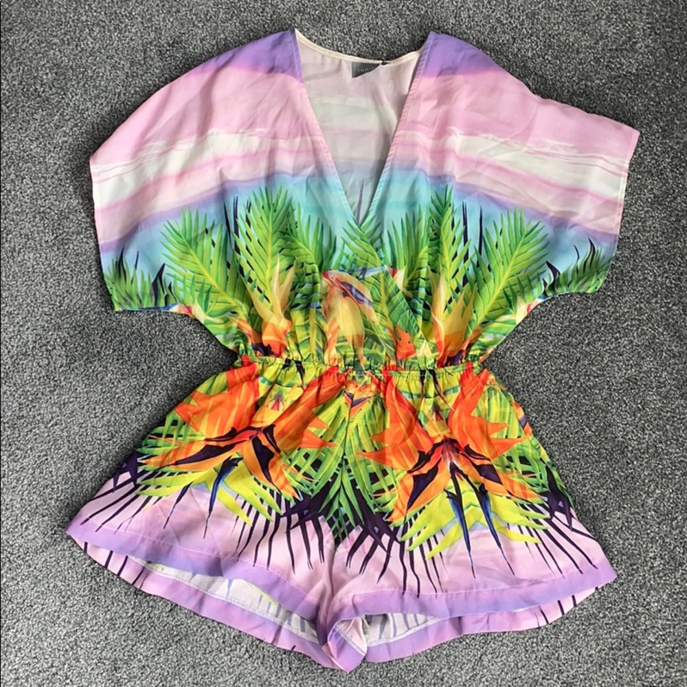 Tropical low cut romper